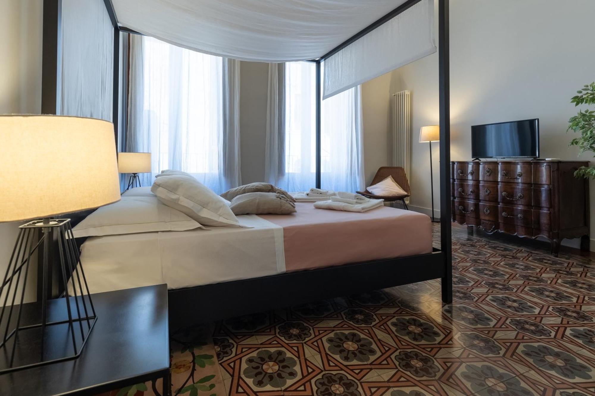 Mirone - Suite Apartments Catania Centro エクステリア 写真